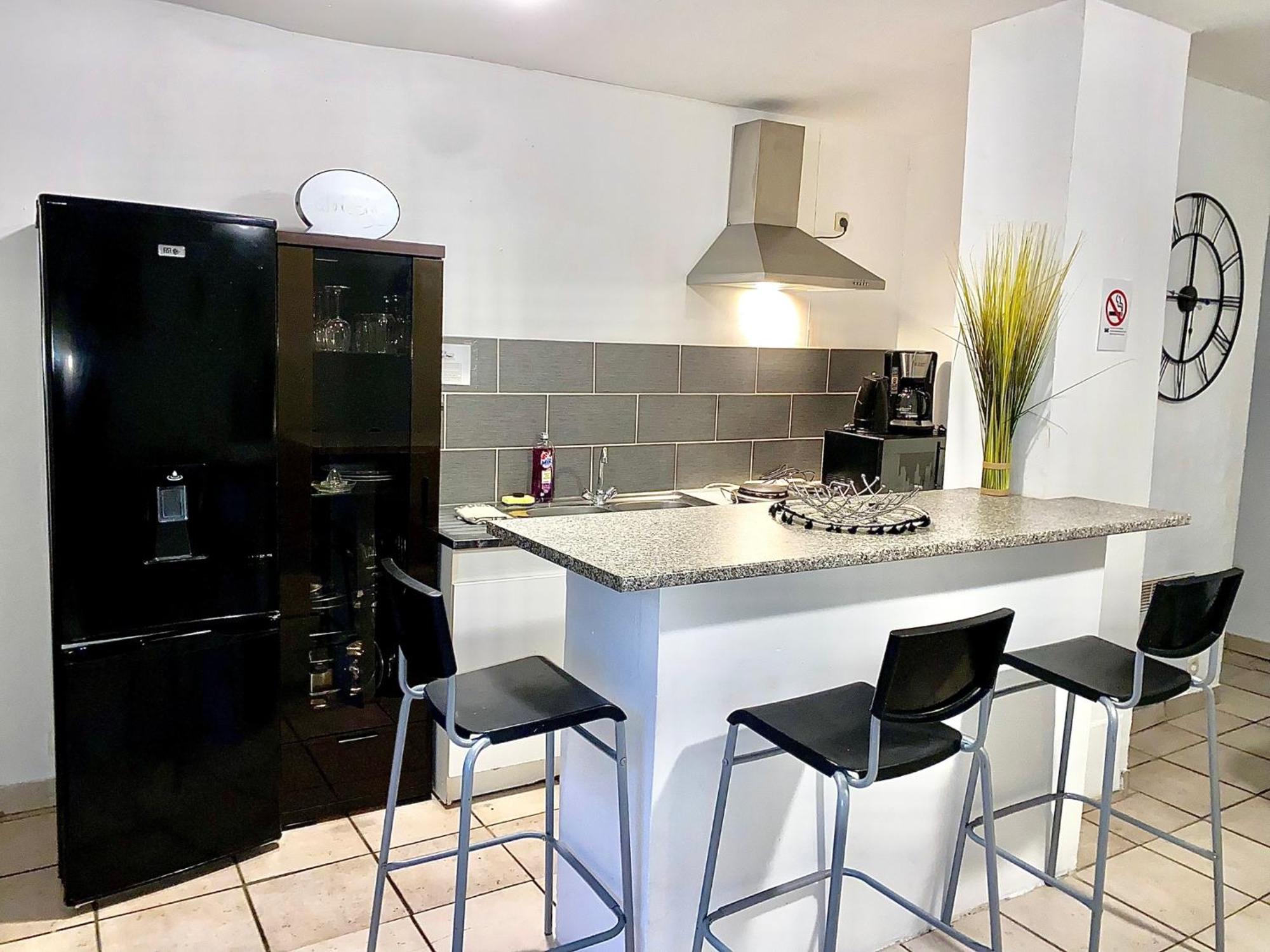 Appartement Calme Au Coeur De La Bastide St-Louis Carcassonne Zewnętrze zdjęcie