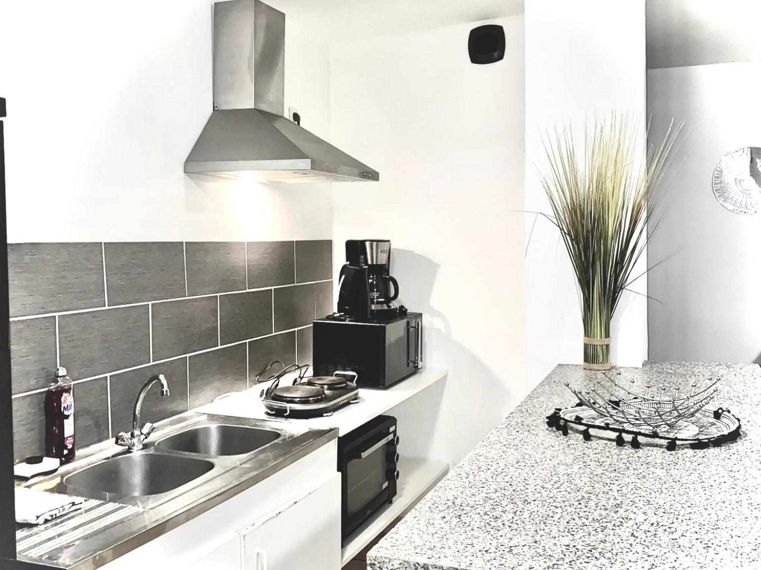 Appartement Calme Au Coeur De La Bastide St-Louis Carcassonne Zewnętrze zdjęcie